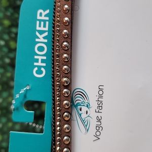 Brown Choker *G9
